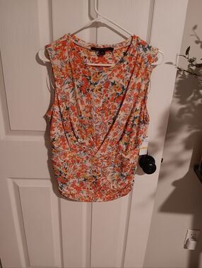 Cynthia Steffe Orange Floral Sleeveless Women's Gathered Top. Medium. NWT